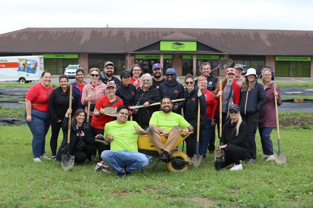 Type Diabeat it, SFIF funding recipient. Volunteers at Day of Caring event June, 19th 2025